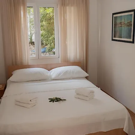 Prce Apartament *