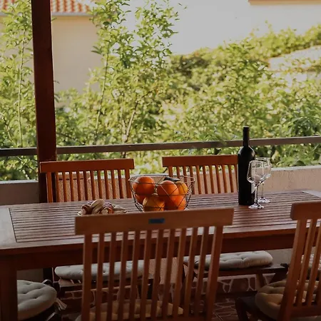 Prce Apartment